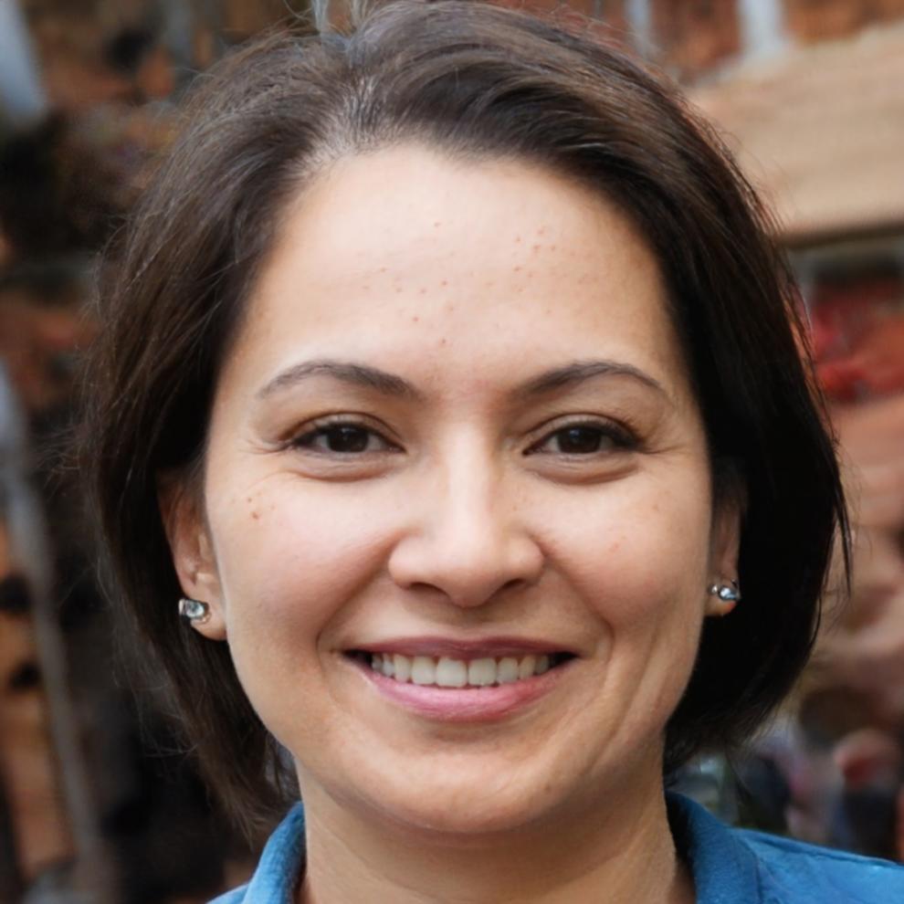 María Elena Ruiz, Directora de Estrategia Financiera